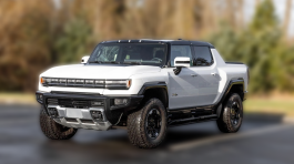 2022-gmc-hummer-ev-pickup-edition-1-2022-gmc-hummer-ev-pickup-edition-1-8e9e9625-5b73-4f8e-9a13-736244778a8b-tmthmz-05590-05591-scaled-1674073465